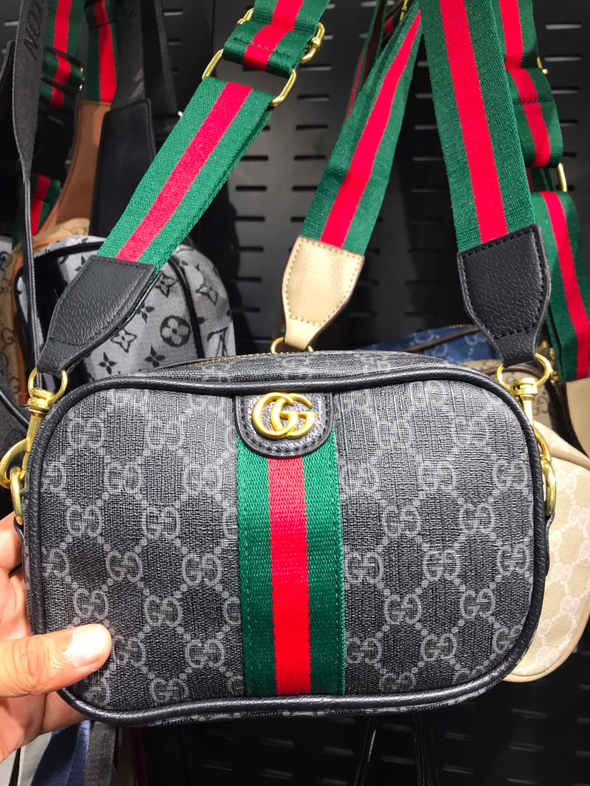 Gucci Side Bag Black 3 thumbnail 1