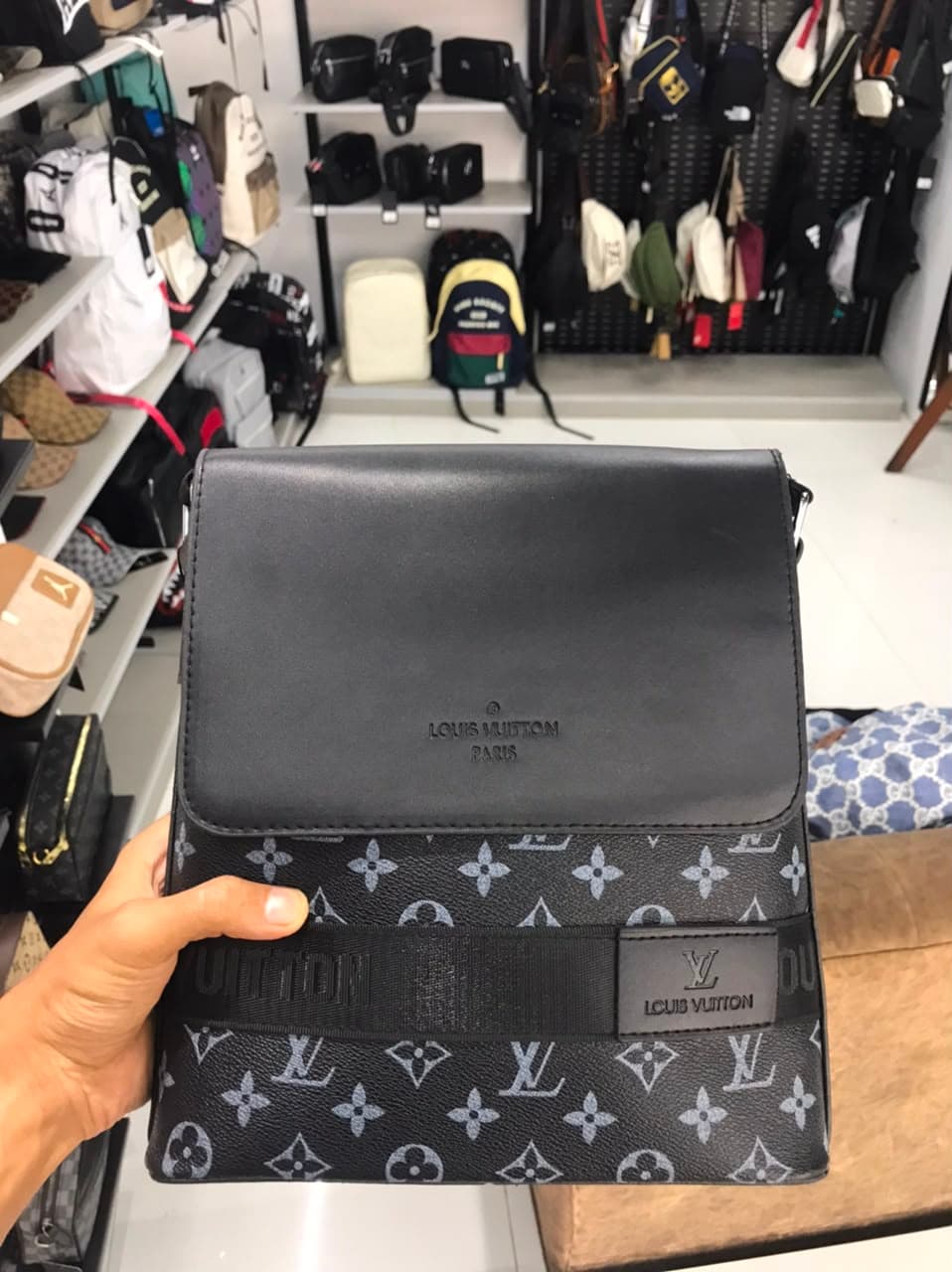 LV Side Bag Black 3