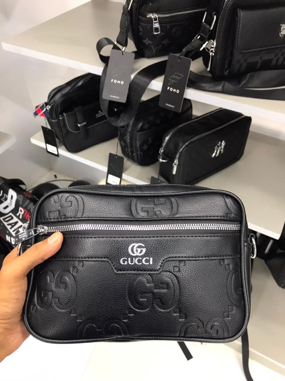 Gucci Side Bag Black 4 thumbnail 1