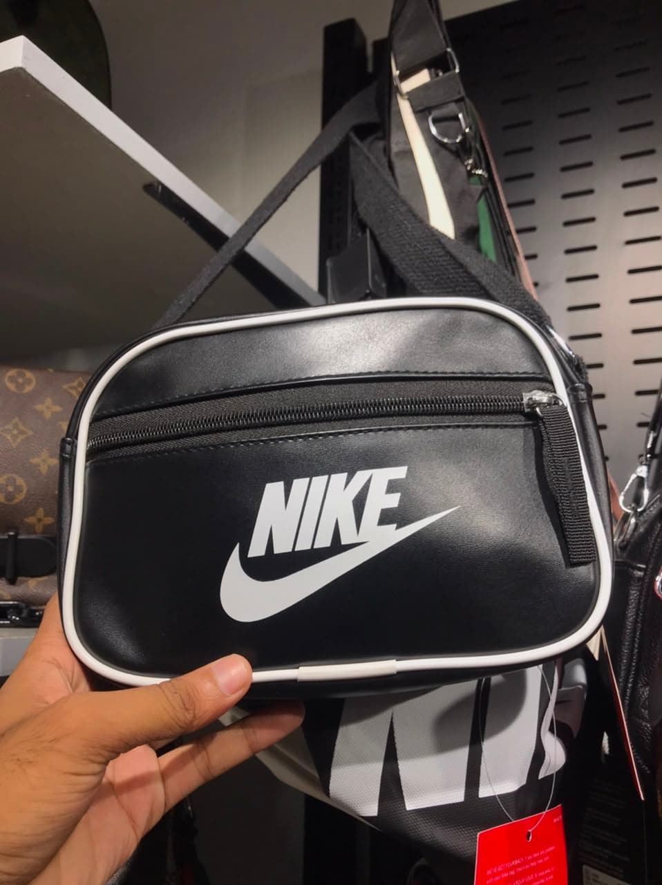 Nike Side Bag Black 4